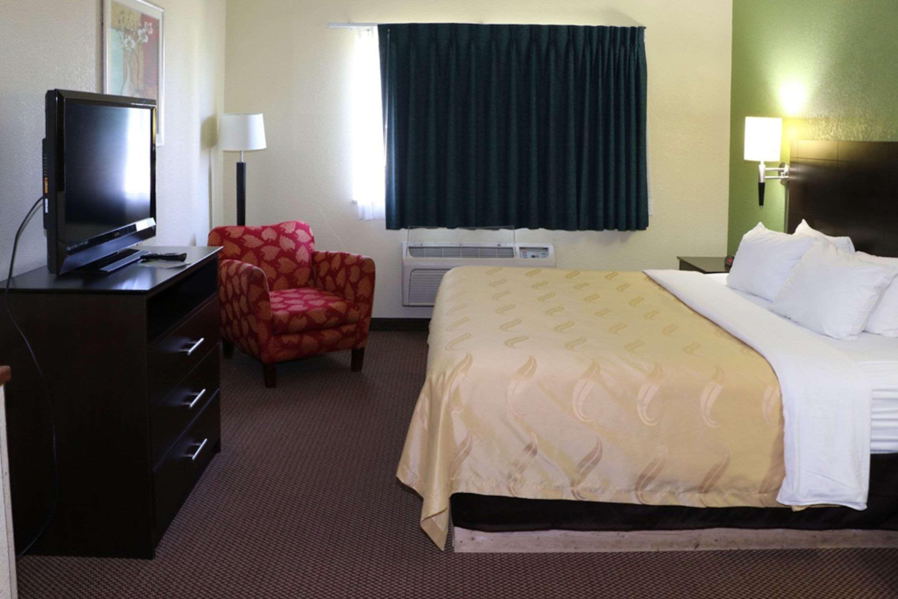 Quality Inn East Evansville Eksteriør billede