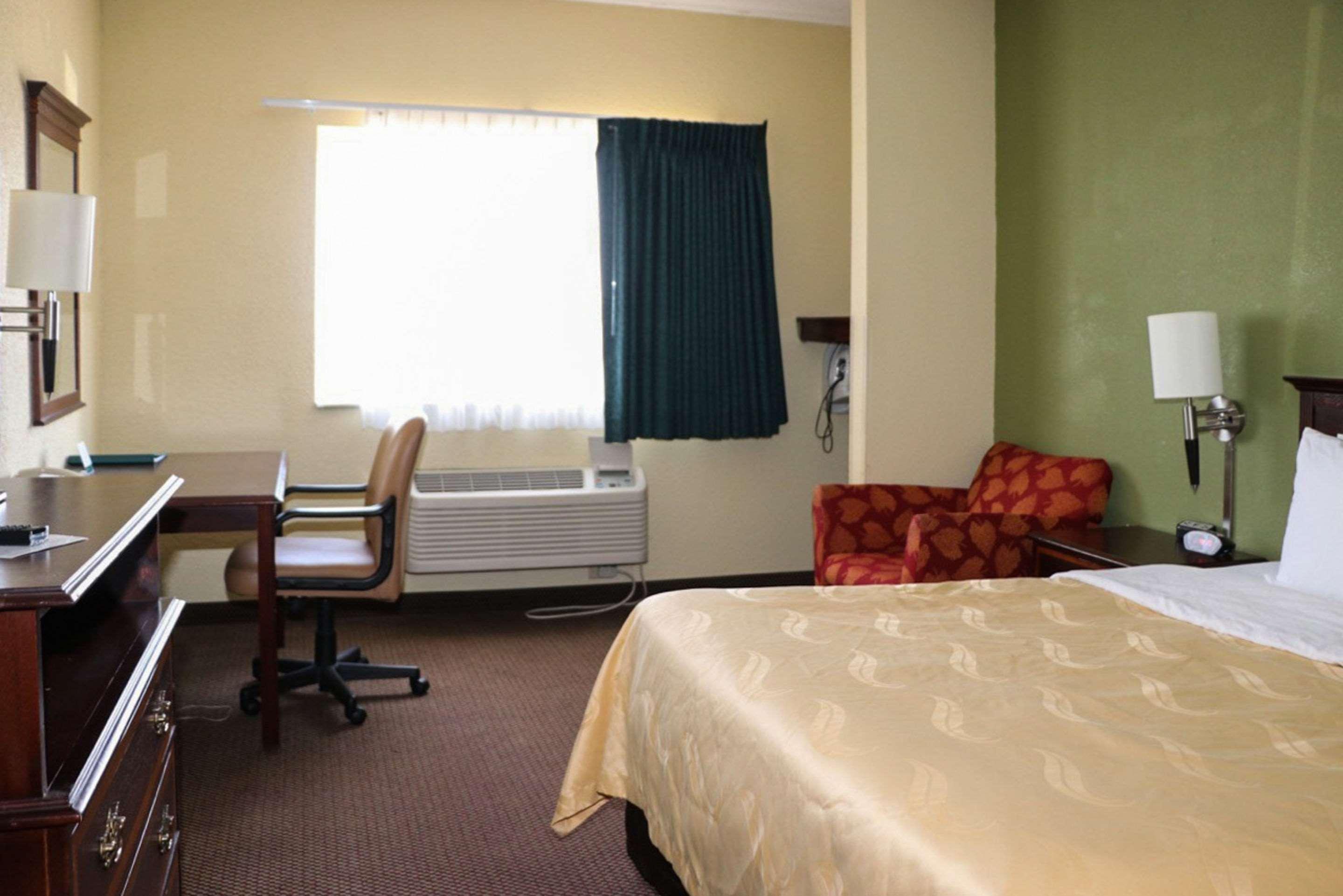 Quality Inn East Evansville Eksteriør billede