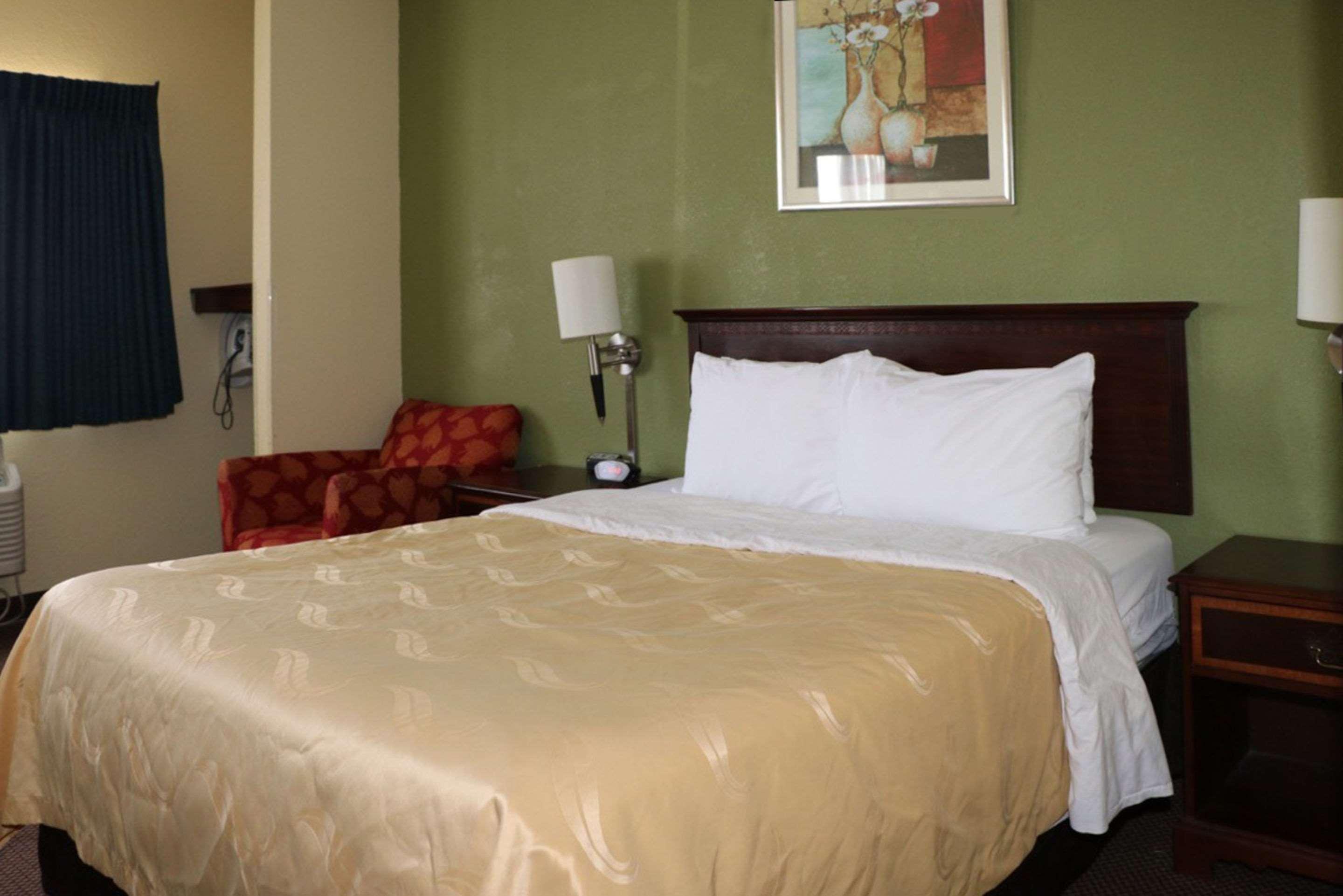 Quality Inn East Evansville Eksteriør billede