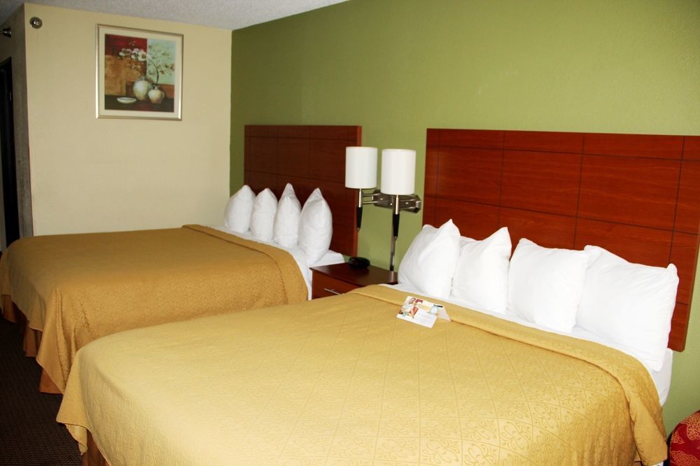 Quality Inn East Evansville Eksteriør billede