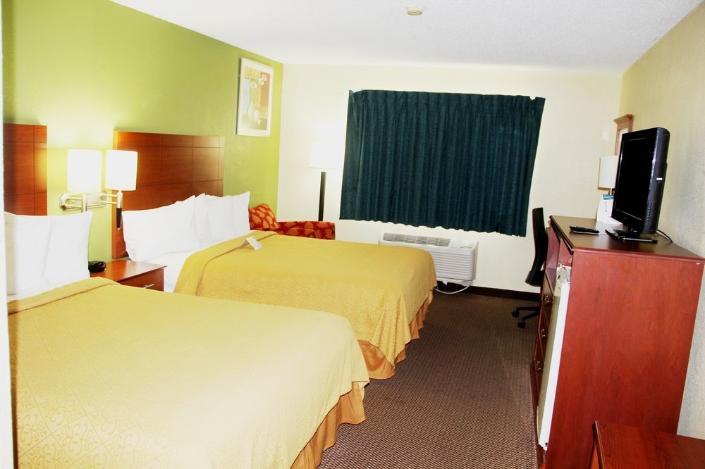 Quality Inn East Evansville Eksteriør billede