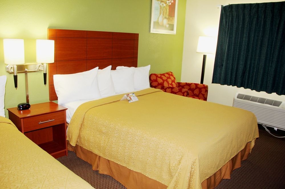 Quality Inn East Evansville Eksteriør billede