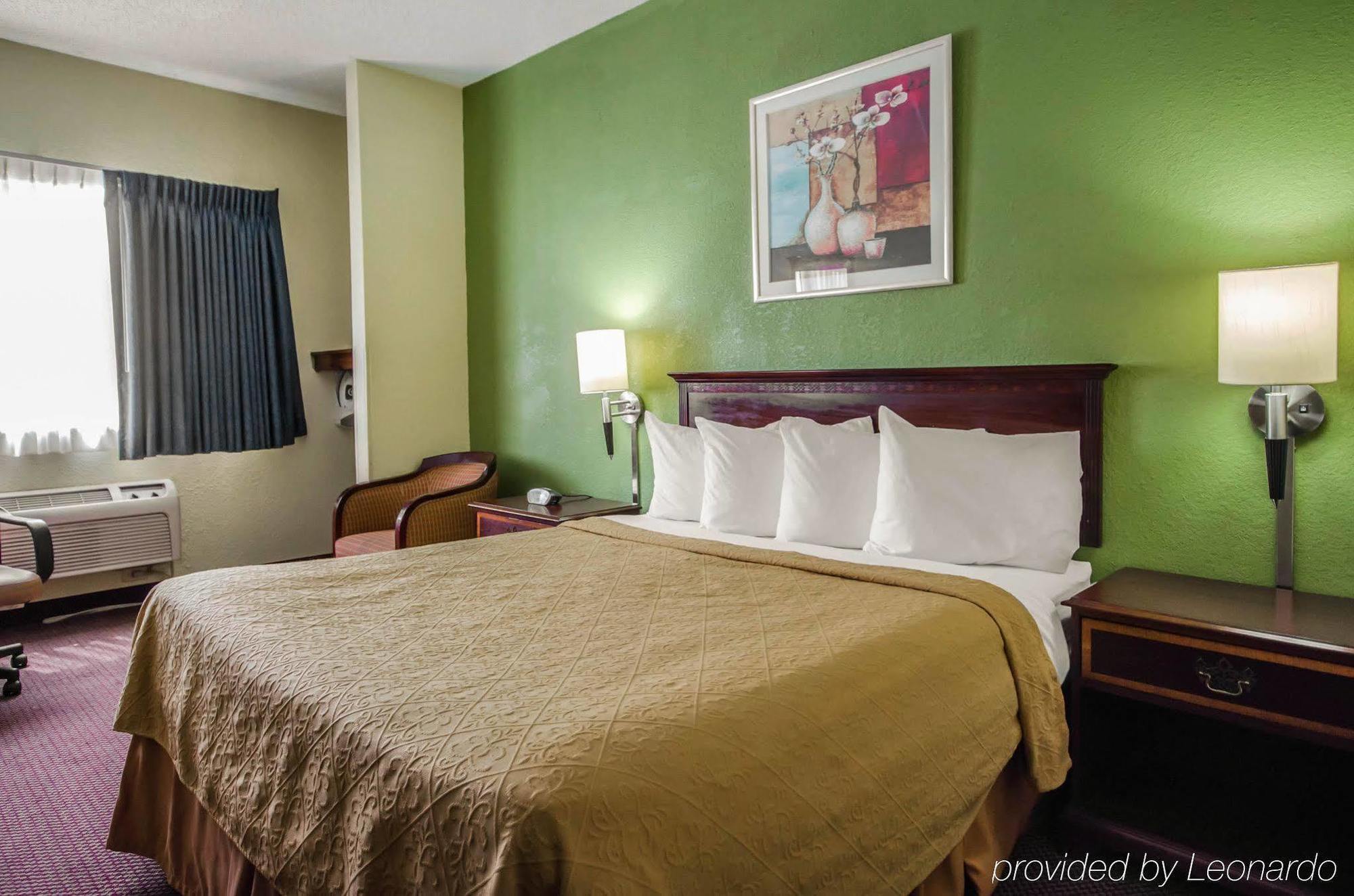 Quality Inn East Evansville Eksteriør billede