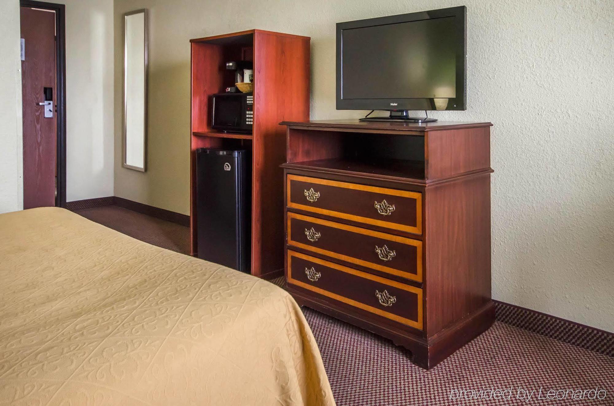 Quality Inn East Evansville Eksteriør billede