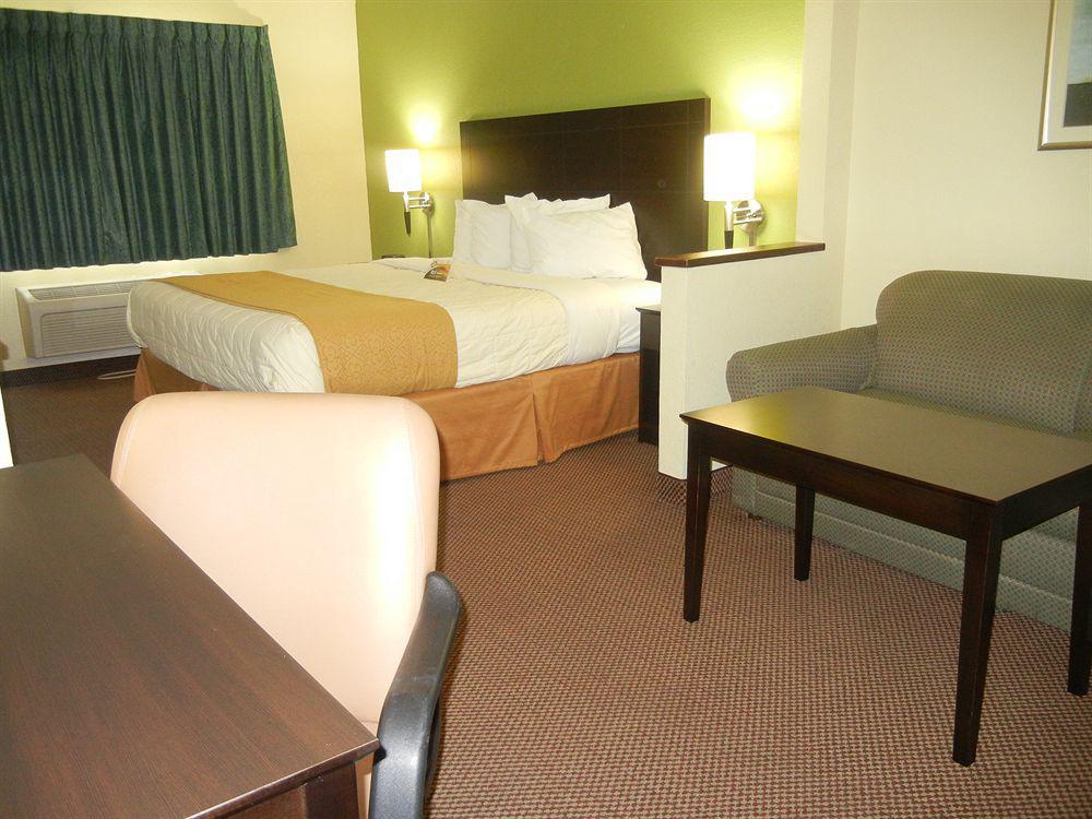 Quality Inn East Evansville Eksteriør billede